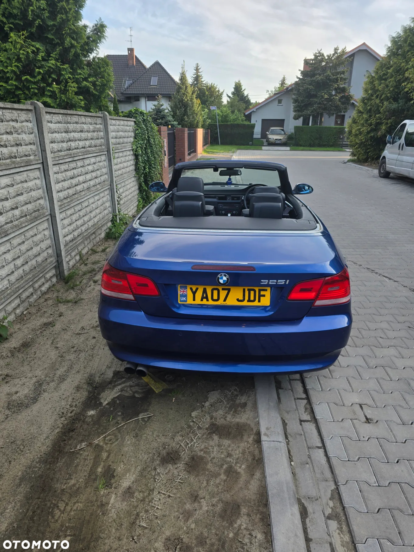 BMW Seria 3 325i Cabrio - 9