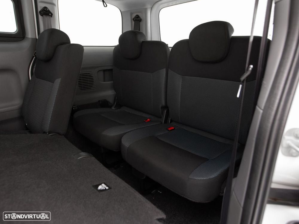 Nissan e-NV200 Combi - 11