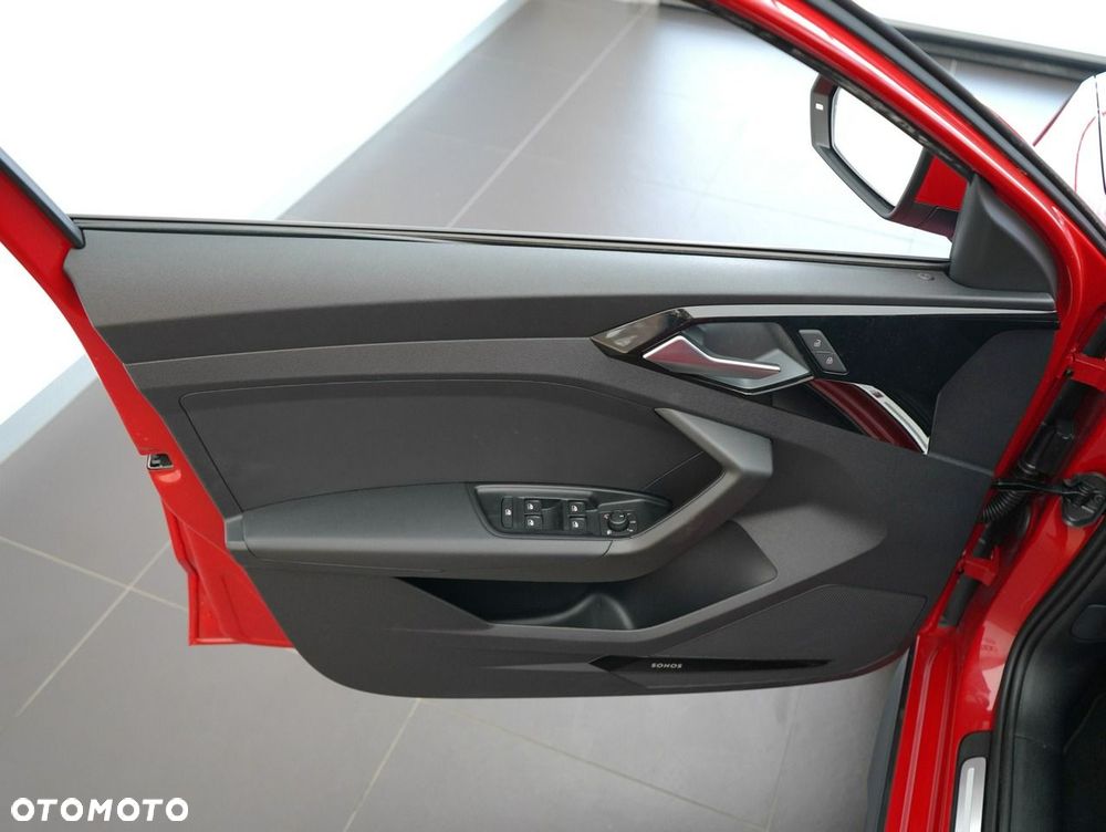 Audi A1 Allstreet - 11