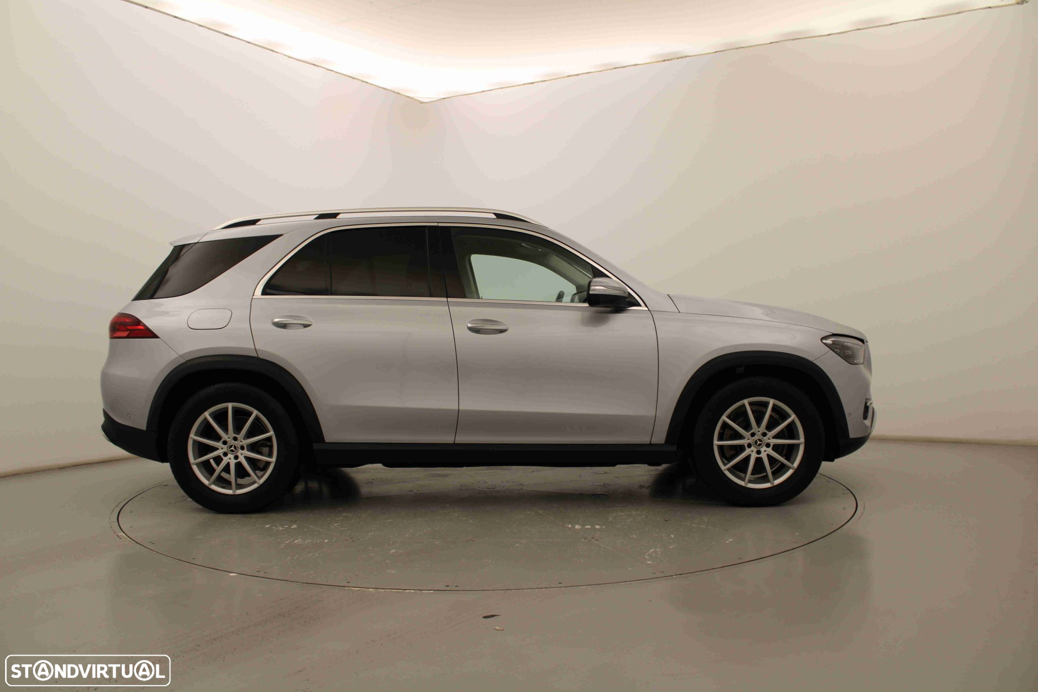 Mercedes-Benz GLE 300 d 4Matic - 4