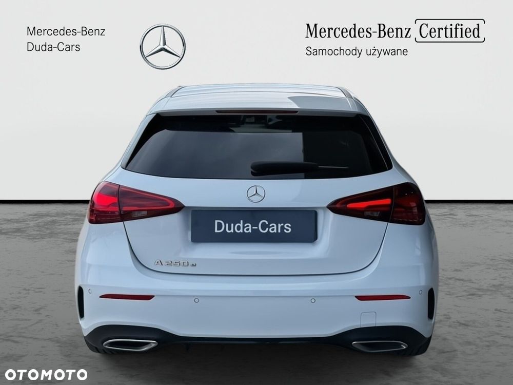 Mercedes-Benz Klasa A 250 e PHEV AMG Line 8G-DCT - 4