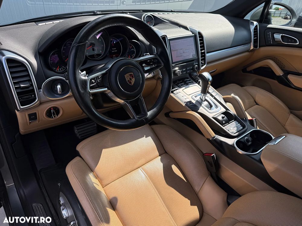 Porsche Cayenne 3.6 L S - 11