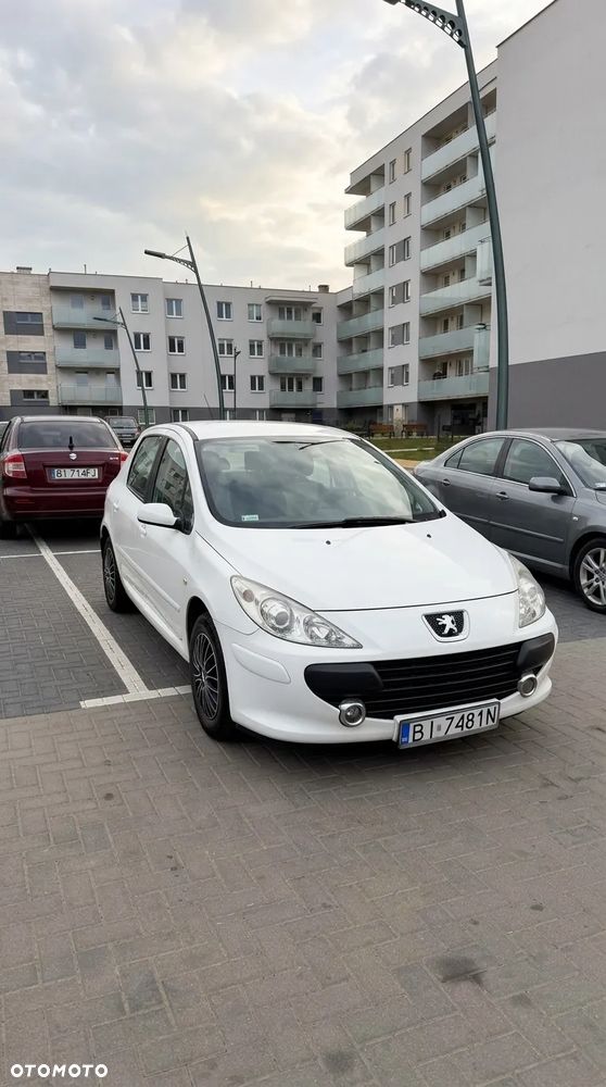 Peugeot 307 1.6 HDI Oxygo - 2