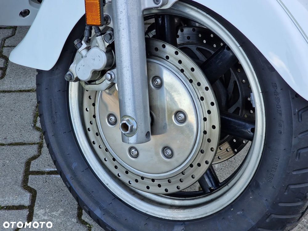 Yamaha Royal Star - 4