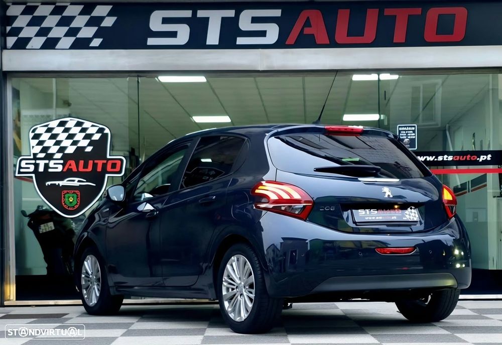 Peugeot 208 1.2 PureTech Style - 57