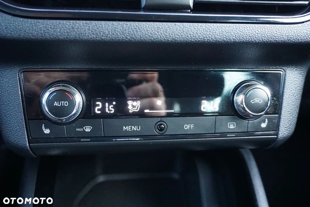 Skoda Kamiq 1.0 TSI Ambition DSG - 9