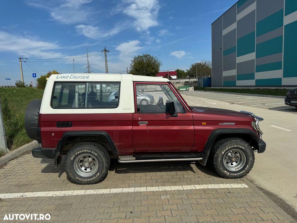 Toyota Land Cruiser - 3