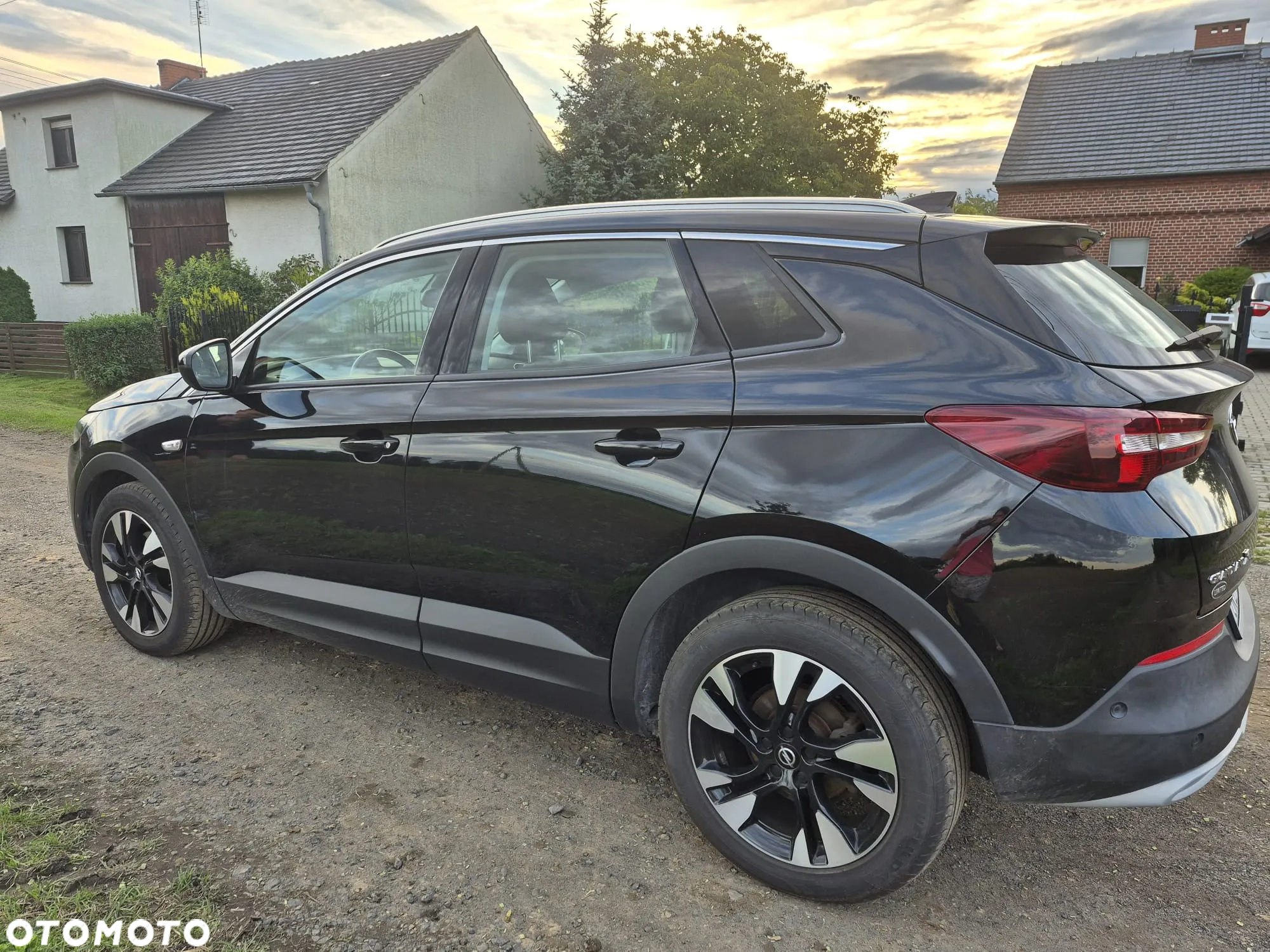 Opel Grandland X 1.2 T GPF Elegance Business Pack S&S - 3
