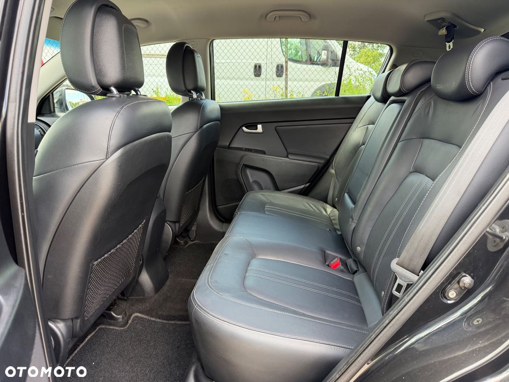 Kia Sportage 2.0 CRDI 4WD Automatik Vision - 12