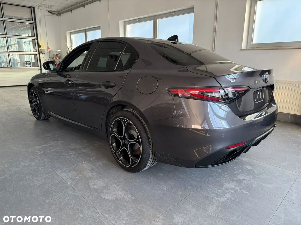 Alfa Romeo Giulia 2.0 Turbo Veloce Q4 - 4
