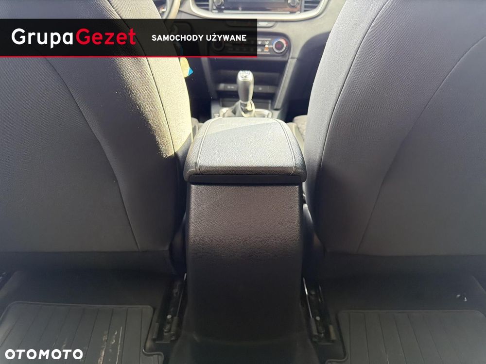 Kia XCeed 1.5 T-GDI M - 35