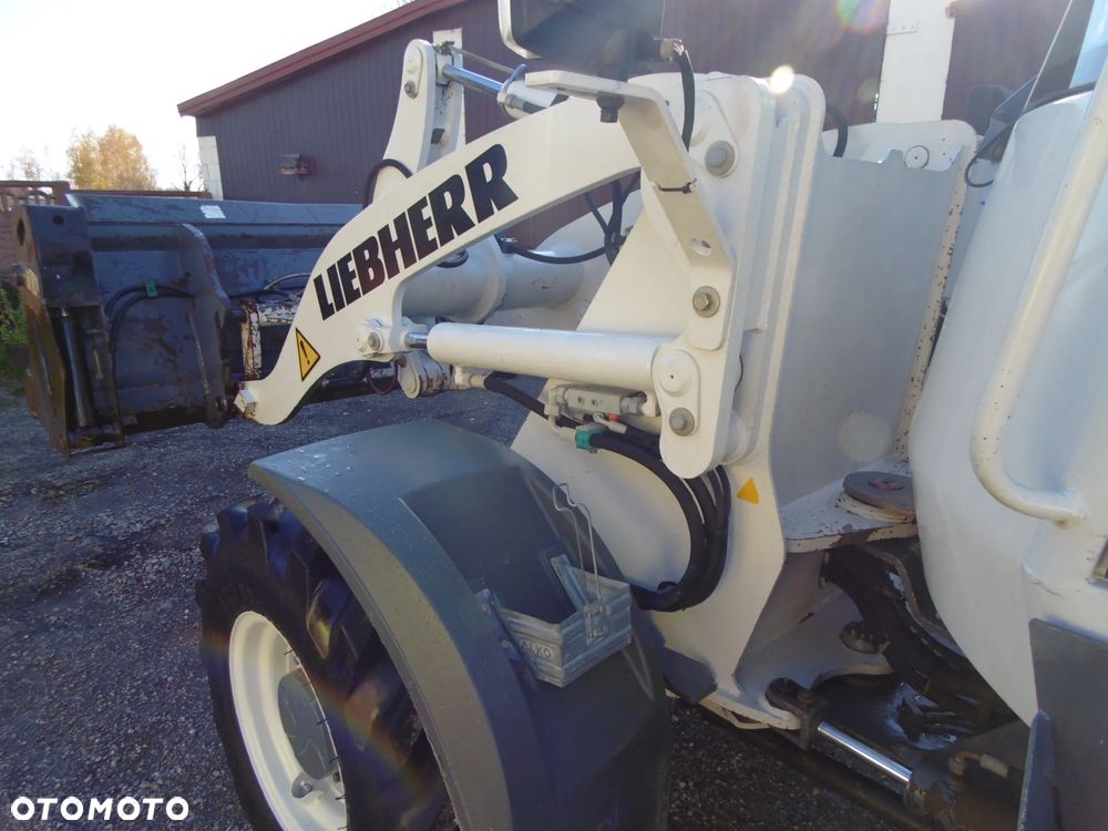 Liebherr 506 Stereo - 8