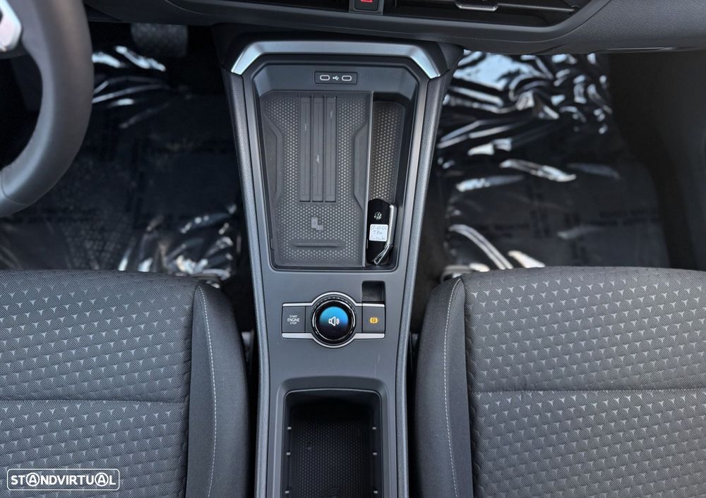 VW T-Roc 1.5 eTSI Life DSG - 13
