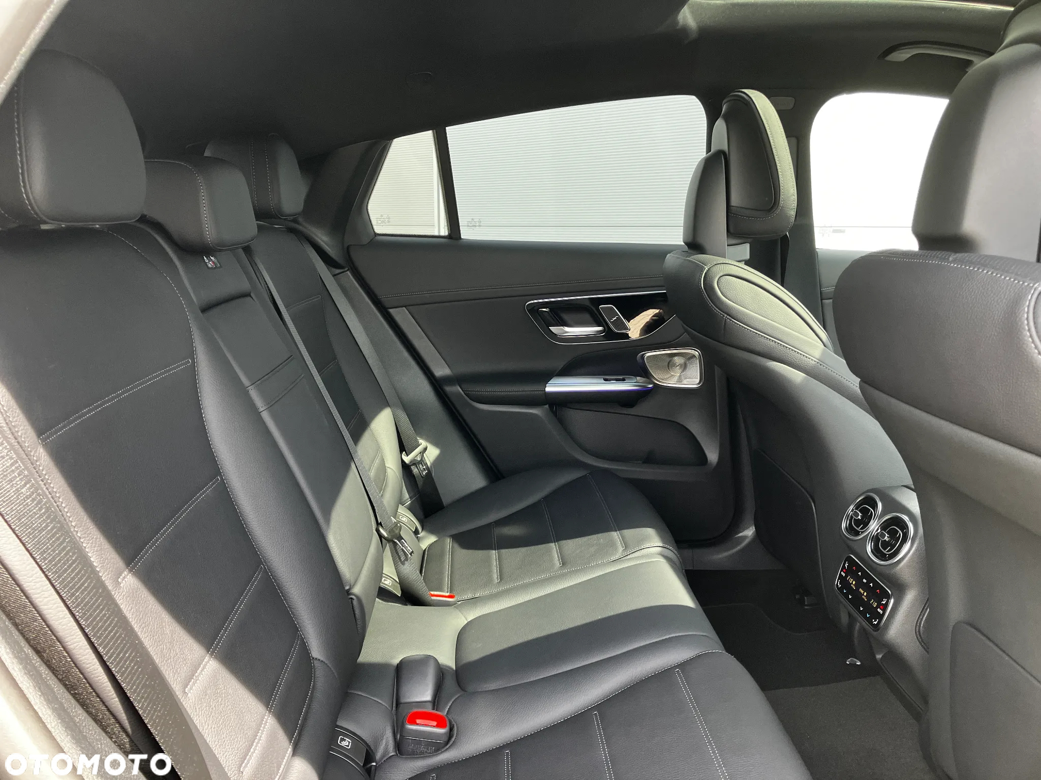 Mercedes-Benz GLC Coupe 400 e PHEV 4-Matic AMG Line - 6