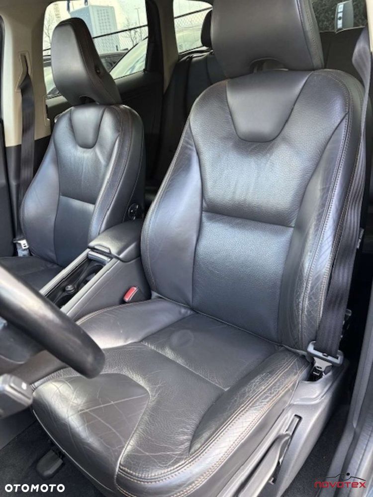 Volvo XC 60 D3 Momentum - 7