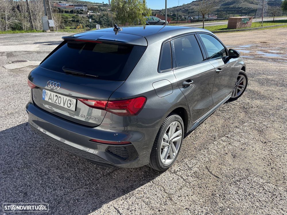 Audi A3 Sportback - 2
