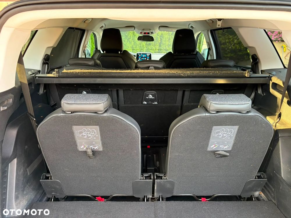 Peugeot 5008 - 17