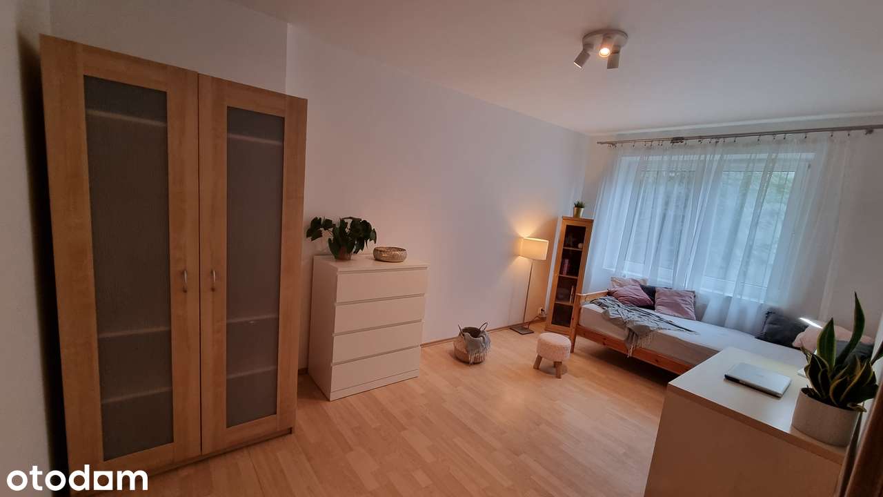 Wynajmę przestronne 2 pokojowe 54 m2, z jasną kuchnią,ul. Łepkowskiego