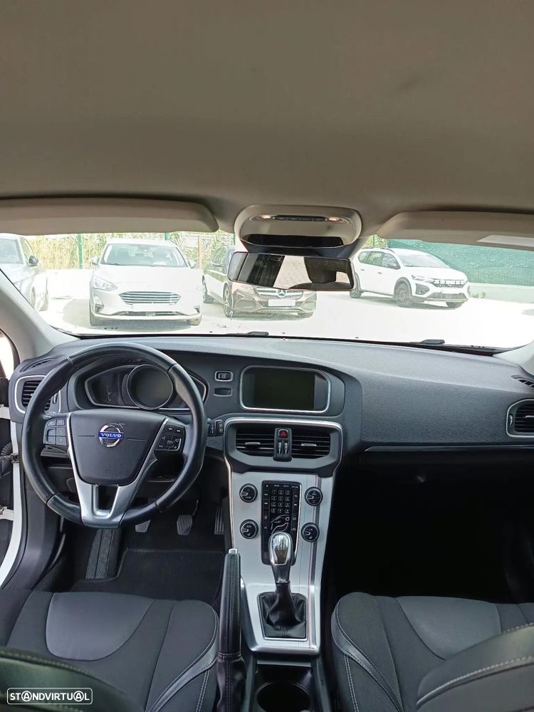Volvo V40 1.6 D2 Eco Momentum - 13