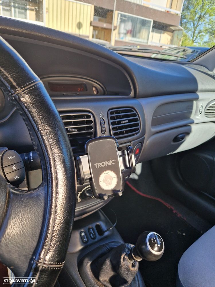 Renault Mégane Cabrio - 6