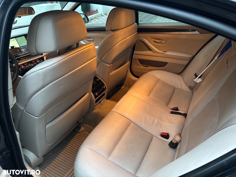BMW Seria 5 530d xDrive Aut. - 8