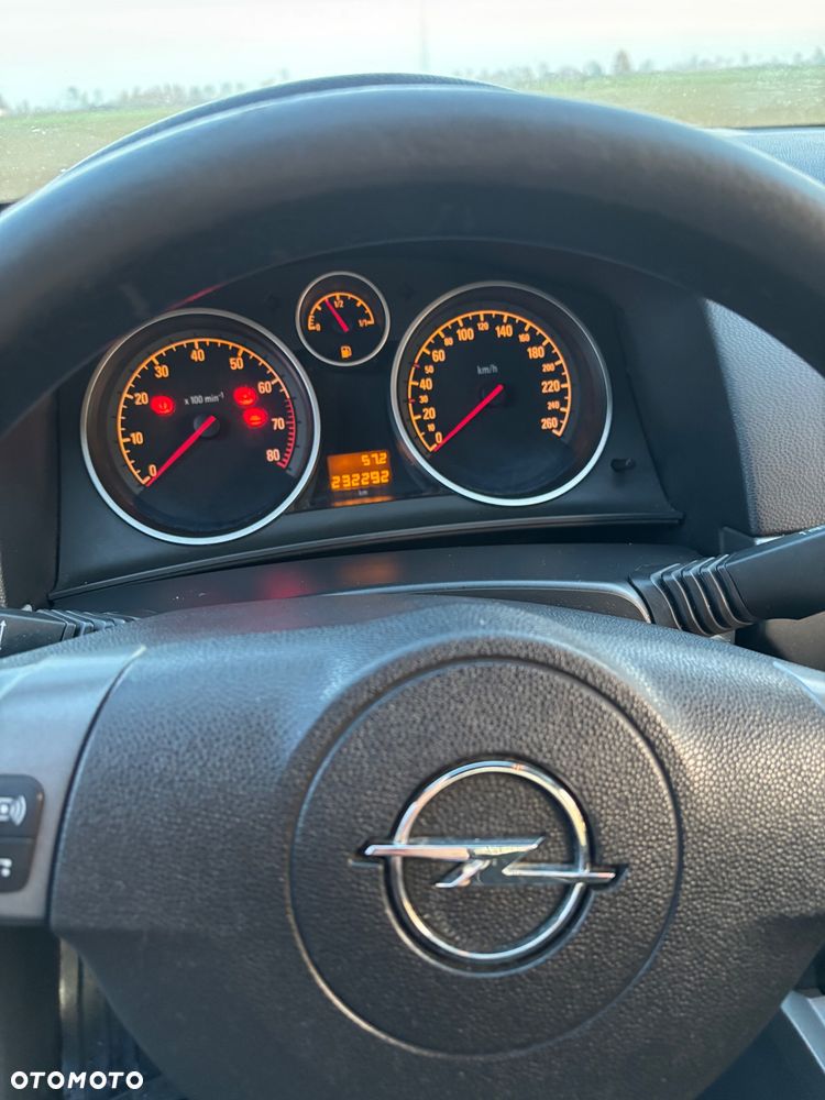 Opel Astra 1.6 Enjoy - 11