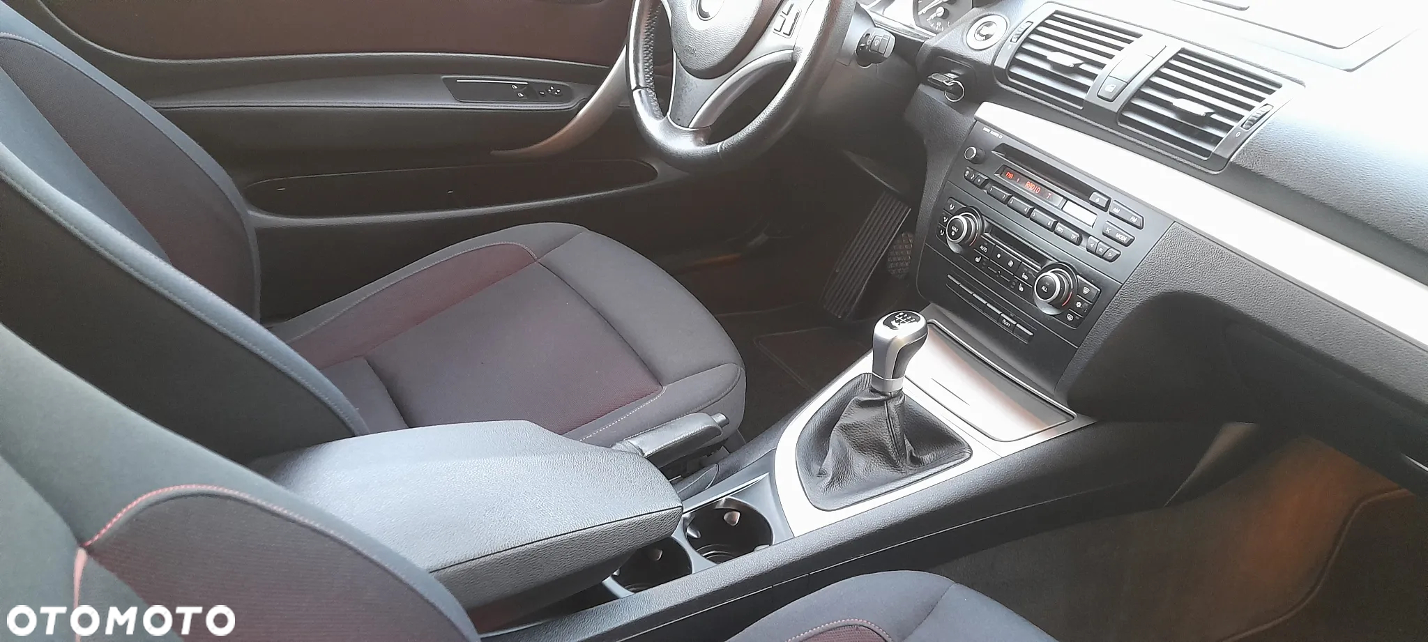 BMW Seria 1 118i Edition Sport - 10