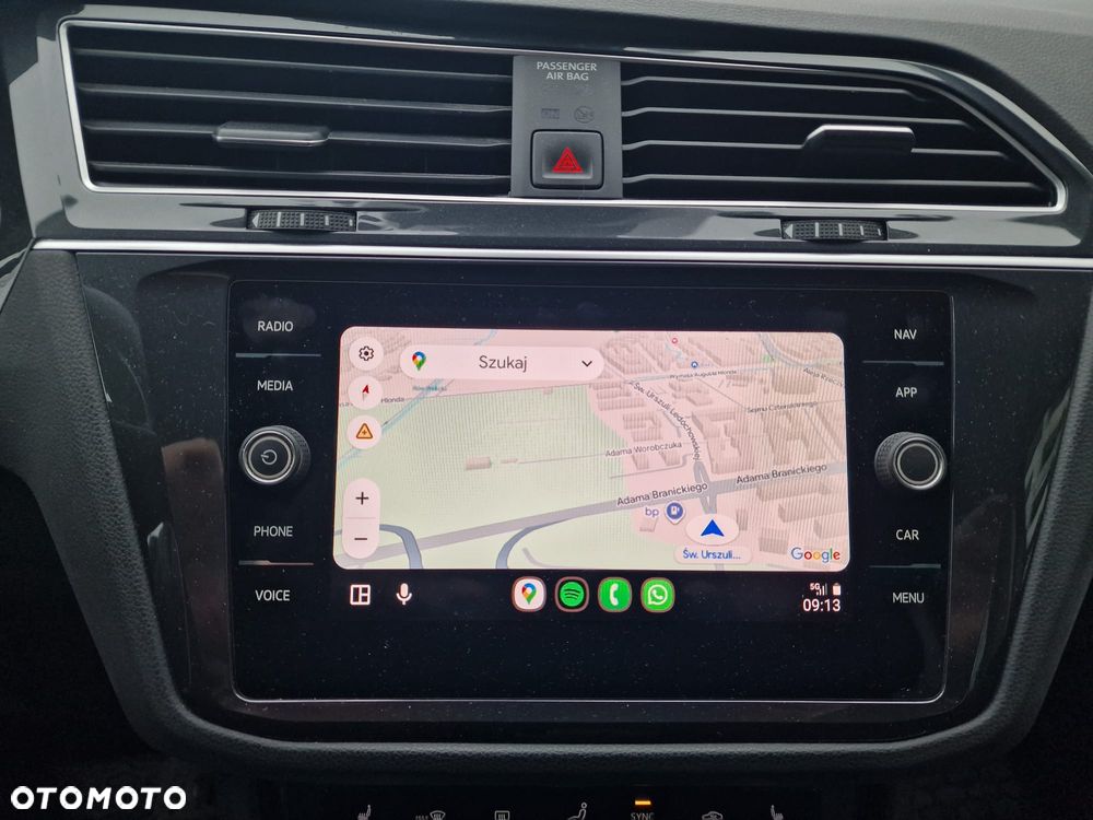 Volkswagen Tiguan - 9