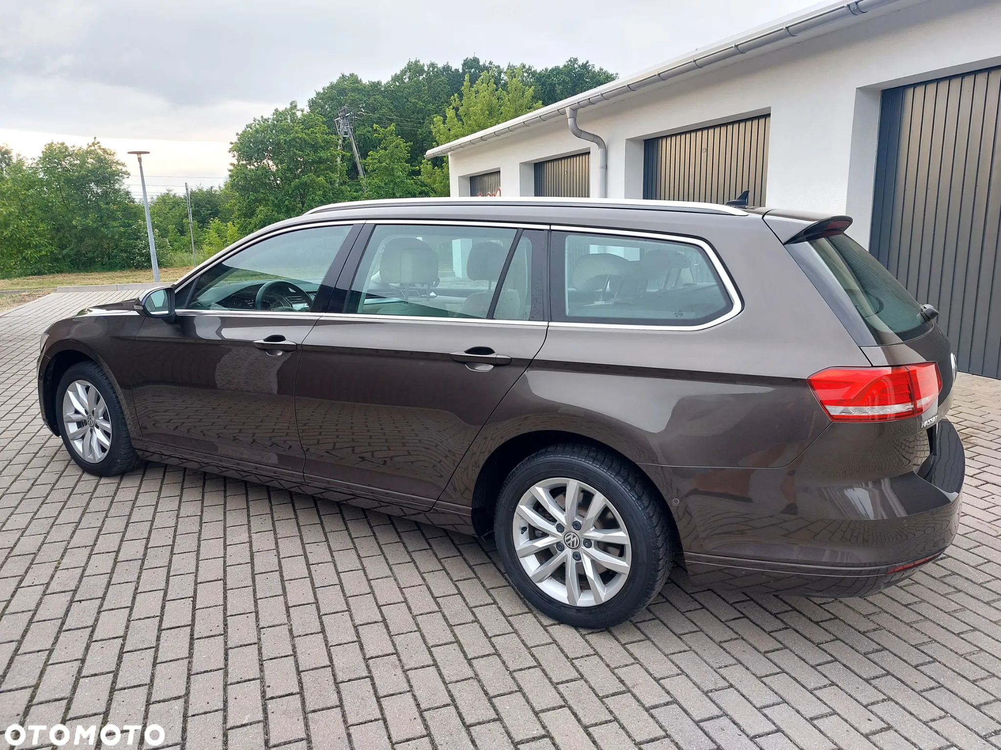 Volkswagen Passat 1.6 TDI BMT Comfortline - 4