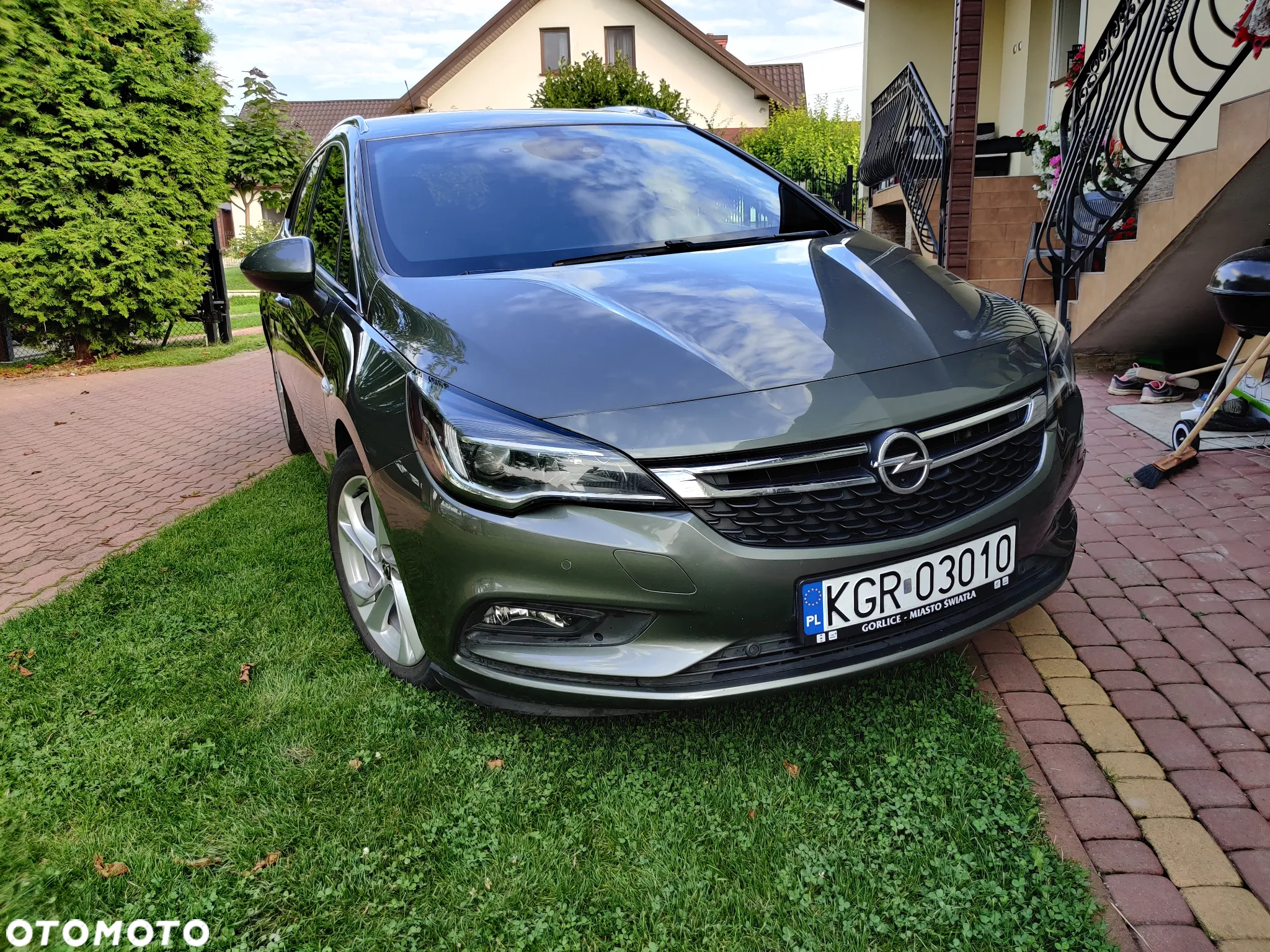 Opel Astra V 1.6 CDTI Dynamic S&S - 8