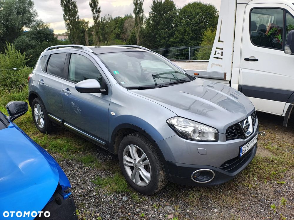 Nissan Qashqai 2.0 dCi DPF tekna - 23