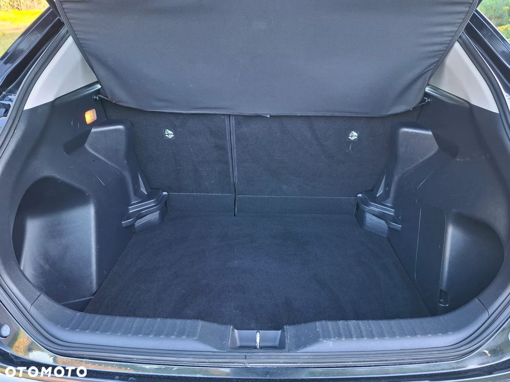 Toyota Yaris Cross Hybrid 1.5 Comfort - 36