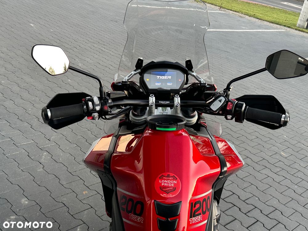 Triumph Tiger - 25