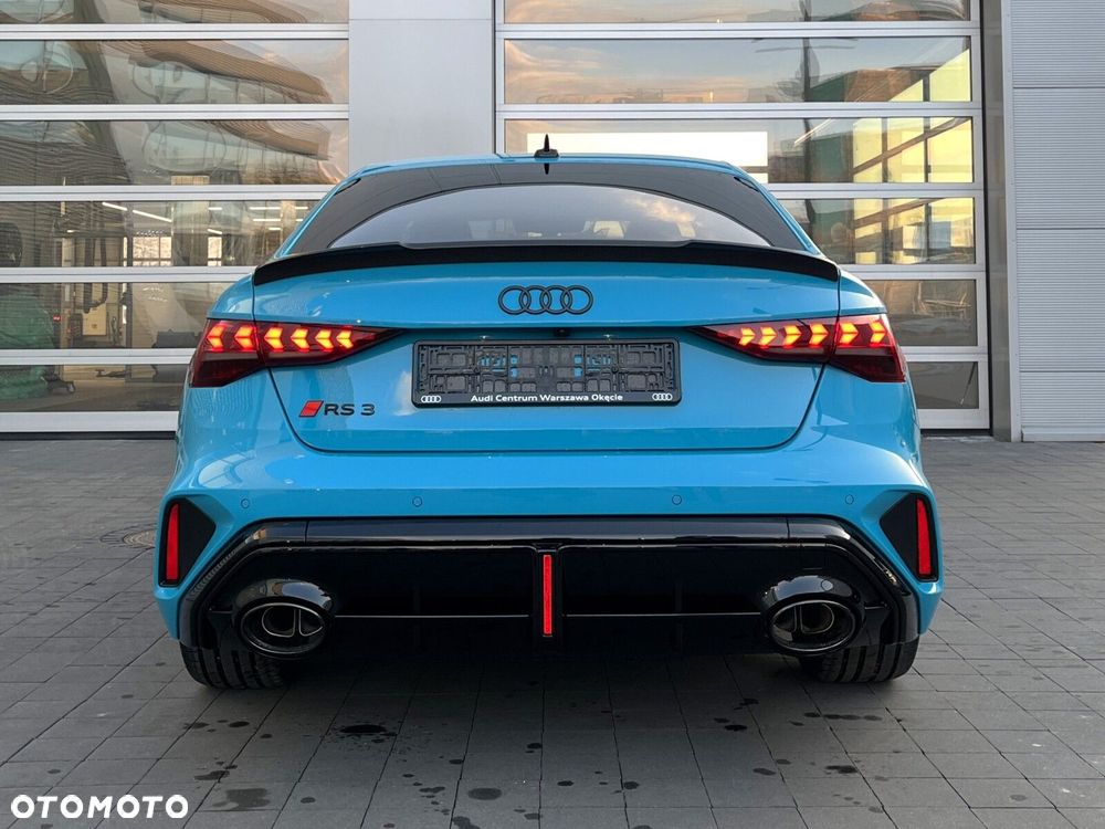 Audi RS3 Limousine - 7