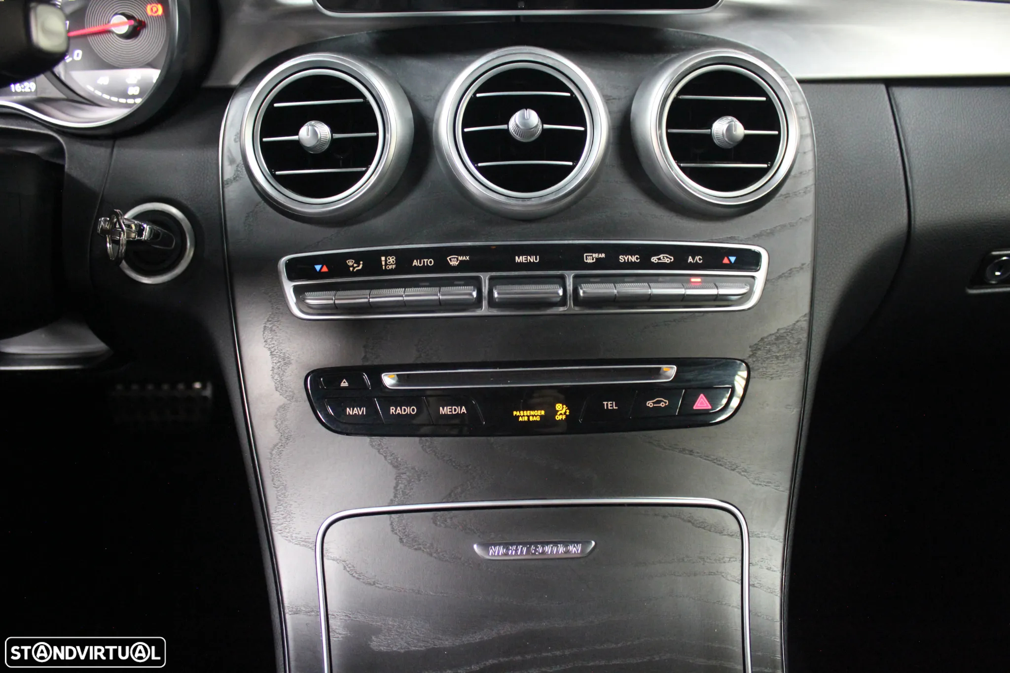 Mercedes-Benz C 300 Coupe 9G-TRONIC Night Edition - 15