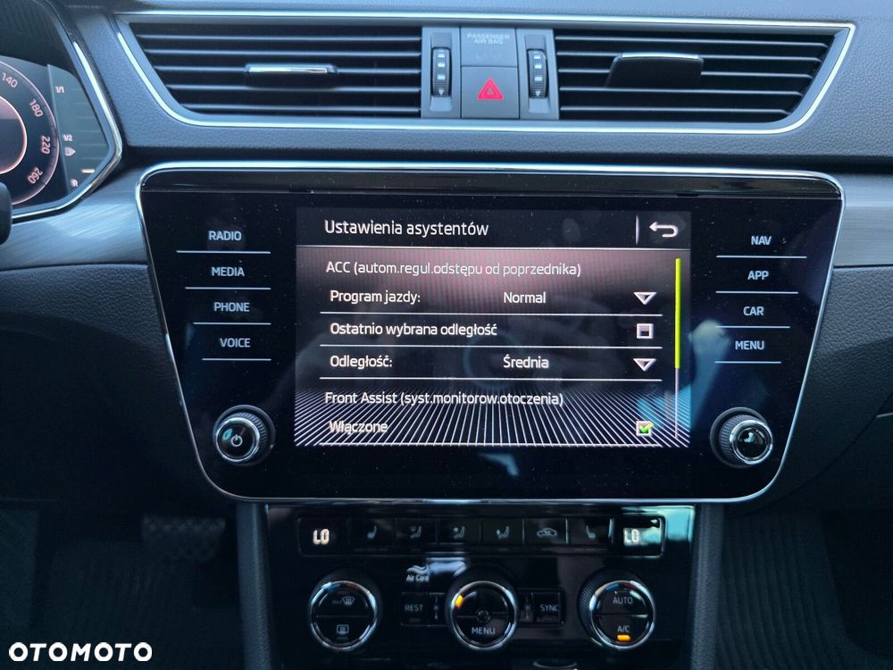 Skoda Superb 2.0 TDI Style DSG - 18