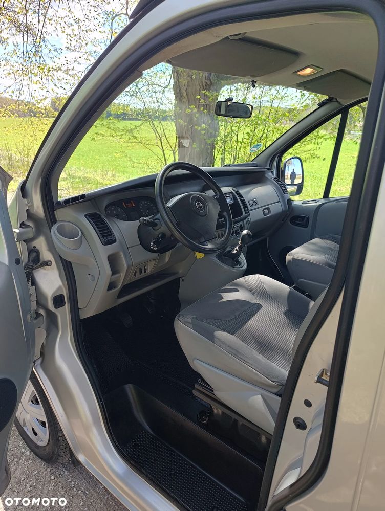 Opel VIVARO - 24