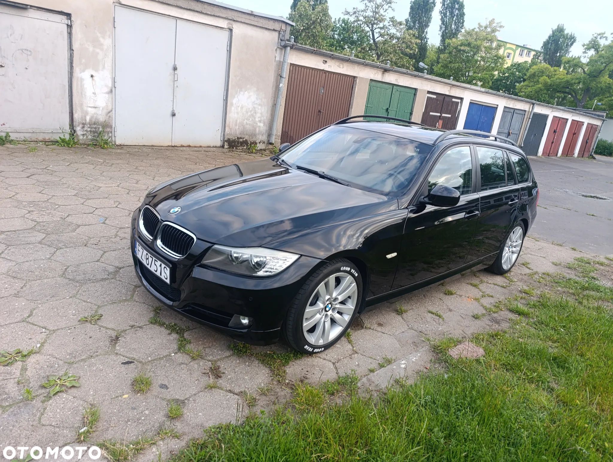 BMW Seria 3 320i - 1