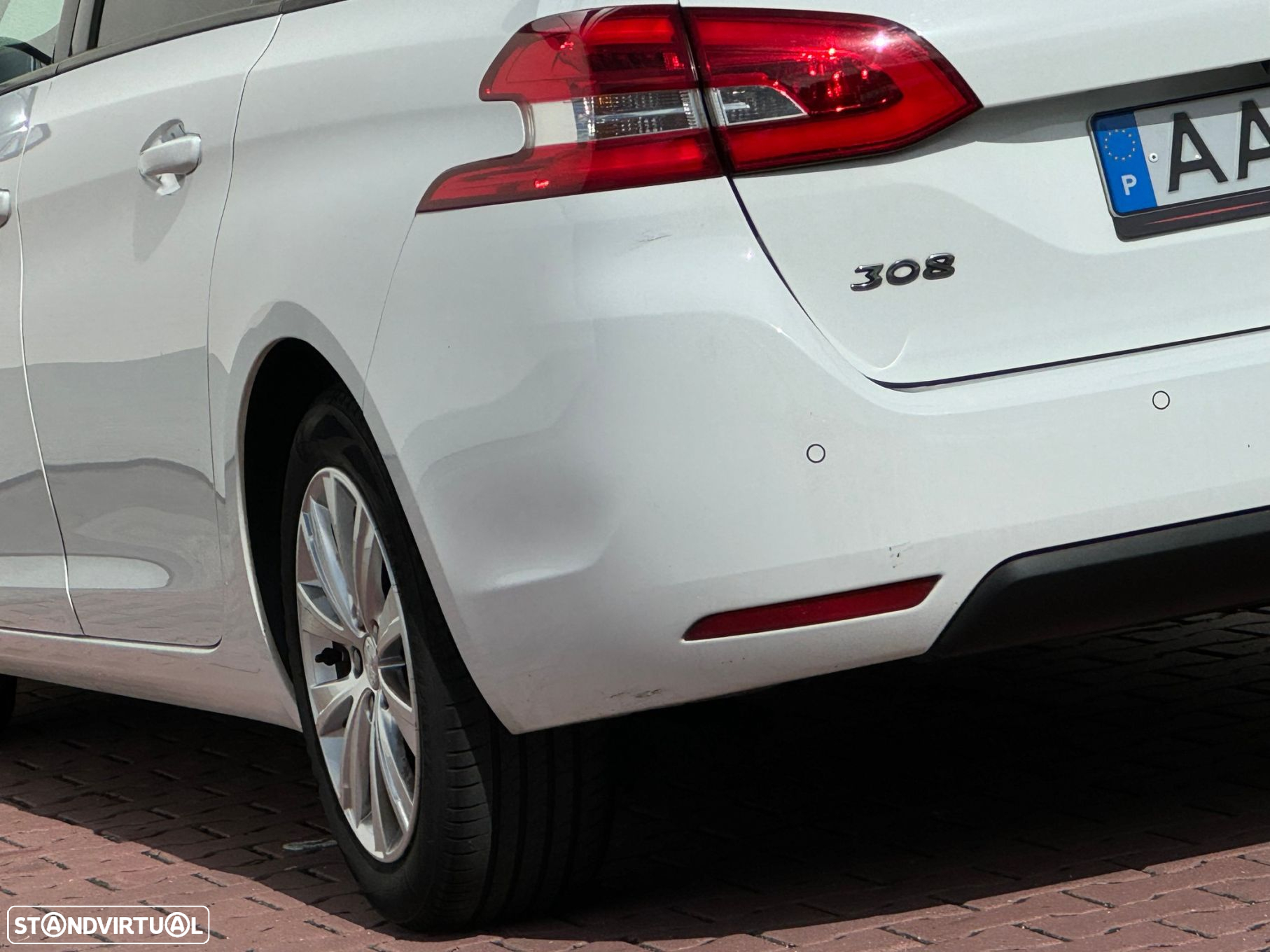 Peugeot 308 SW 1.6 BlueHDi Style J17 - 43