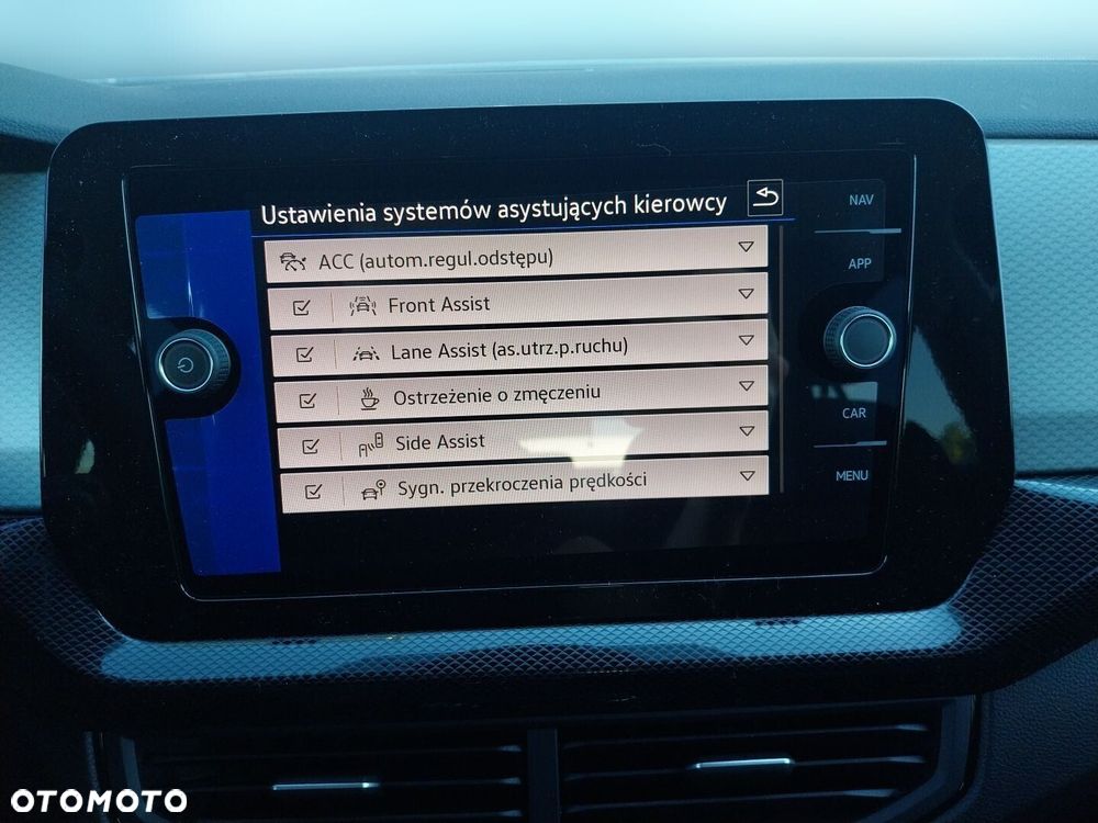 Volkswagen T-Cross - 15