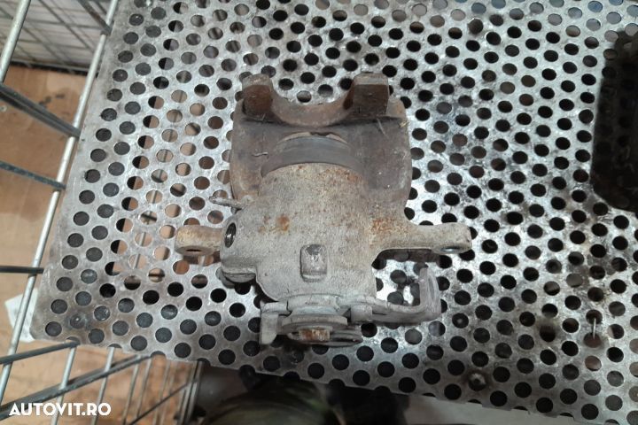 Etrier spate stanga Audi A4 B7 [2004 - 2008] Avant wagon 5-usi 1.9 TD - 4