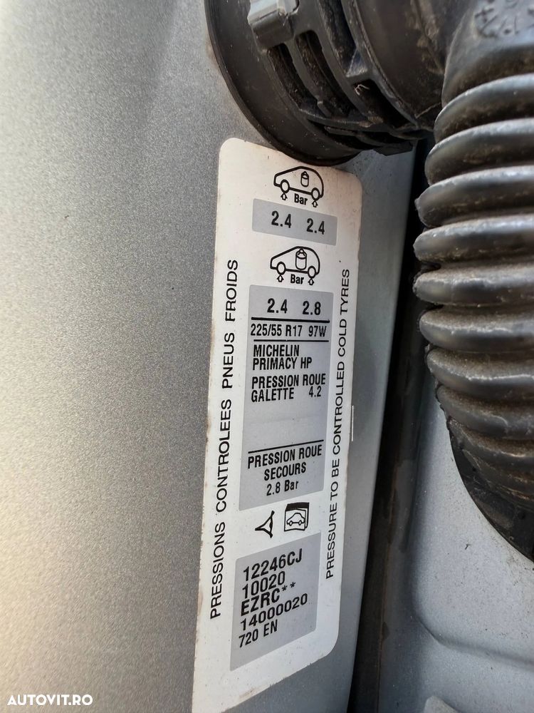 Citroën C5 2.0 HDI Susp H3+ Exclusive - 25