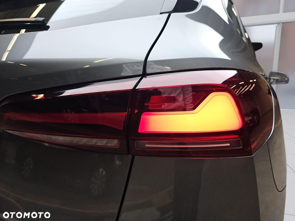 BMW Seria 2 218i - 28