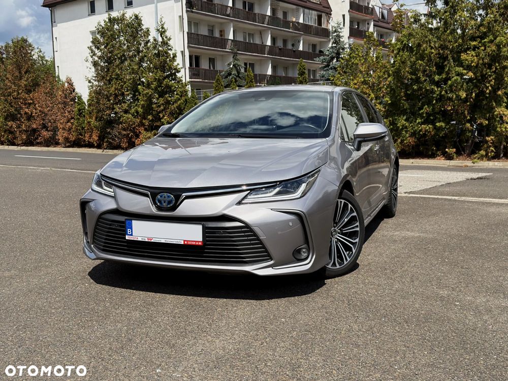 Toyota Corolla 1.8 Hybrid Team Deutschland - 1