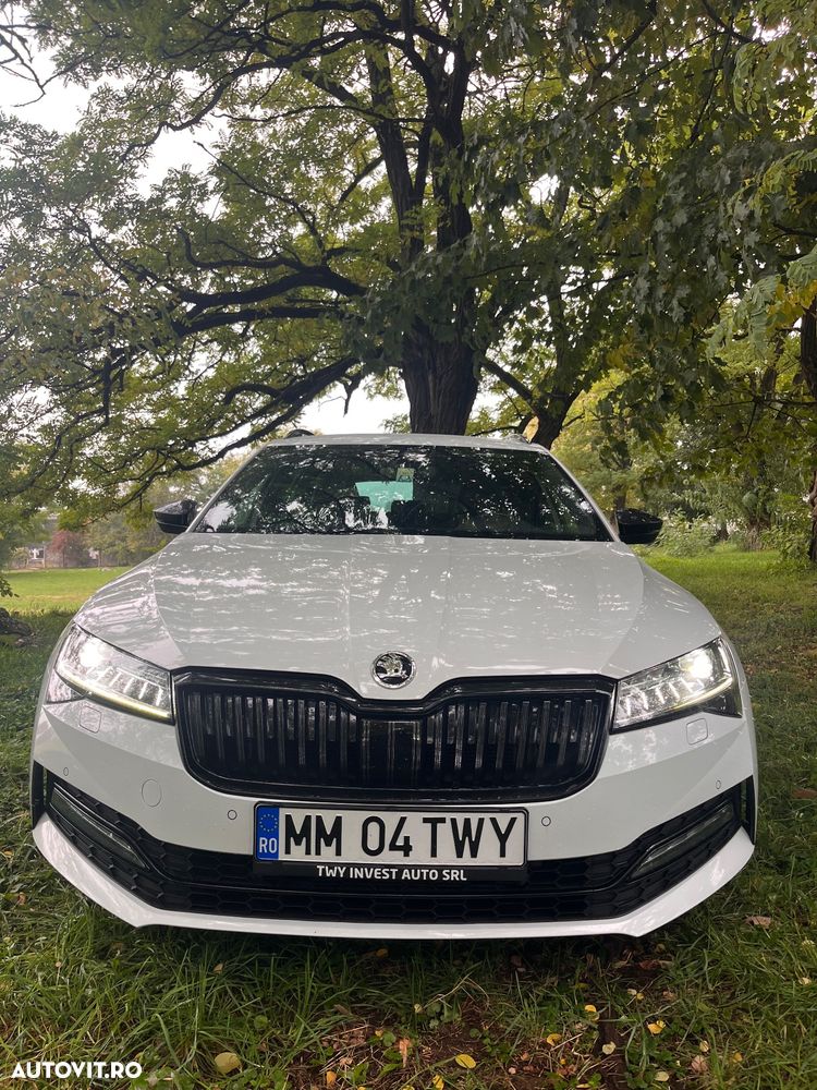 Skoda Superb 2.0 TDI DSG SportLine - 2