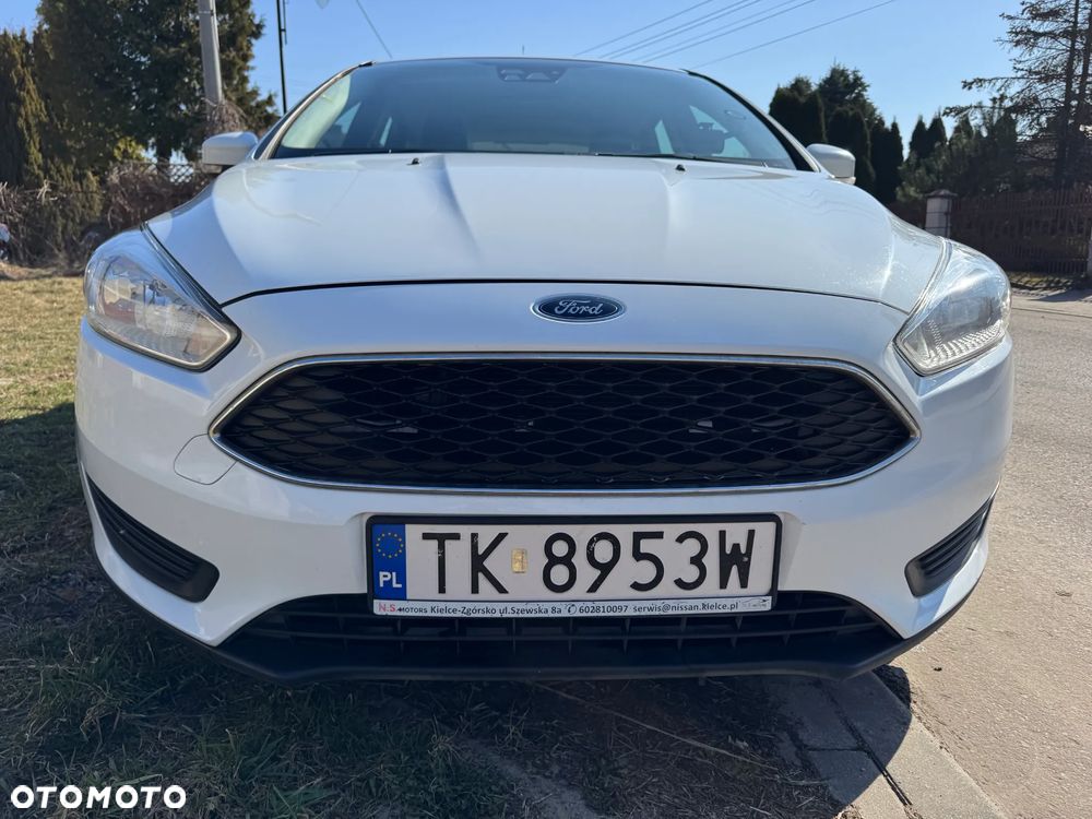 Ford Focus 1.5 TDCi SYNC Edition - 6