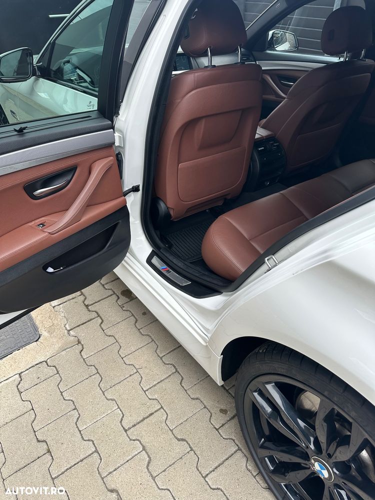 BMW Seria 5 530d xDrive - 6