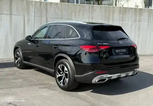 Mercedes-Benz GLC 300 e 4Matic - 4