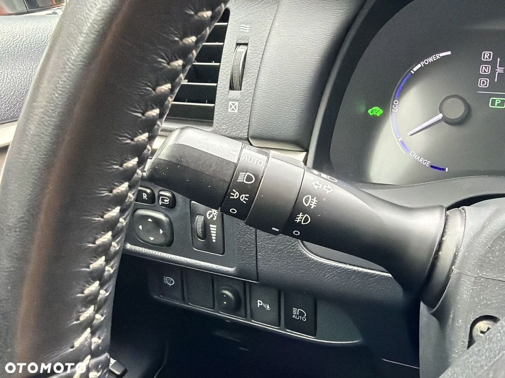 Lexus CT 200h F Sport - 18