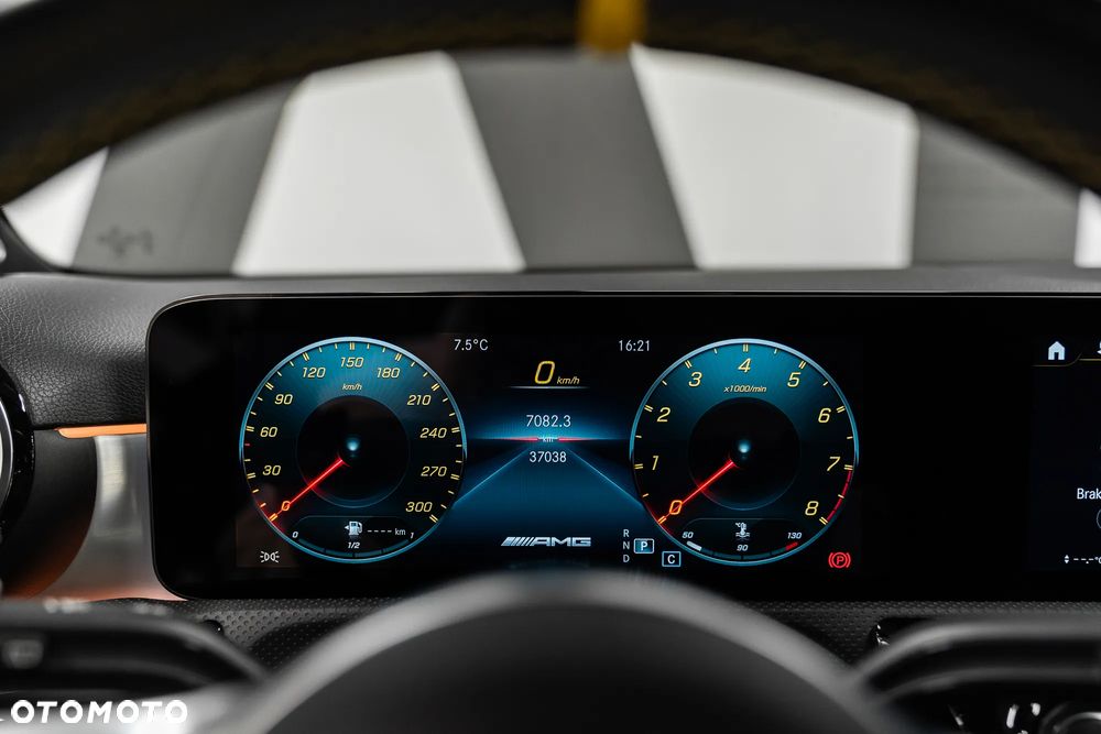 Mercedes-Benz Klasa A 45 S AMG 4-Matic Street Style Edition 8G-DCT - 31
